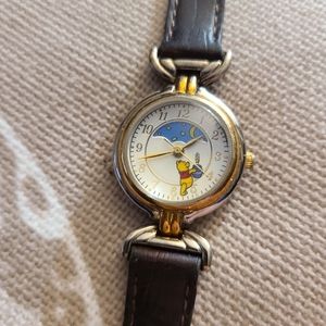 Vintage Disney Winnie the Pooh watch
